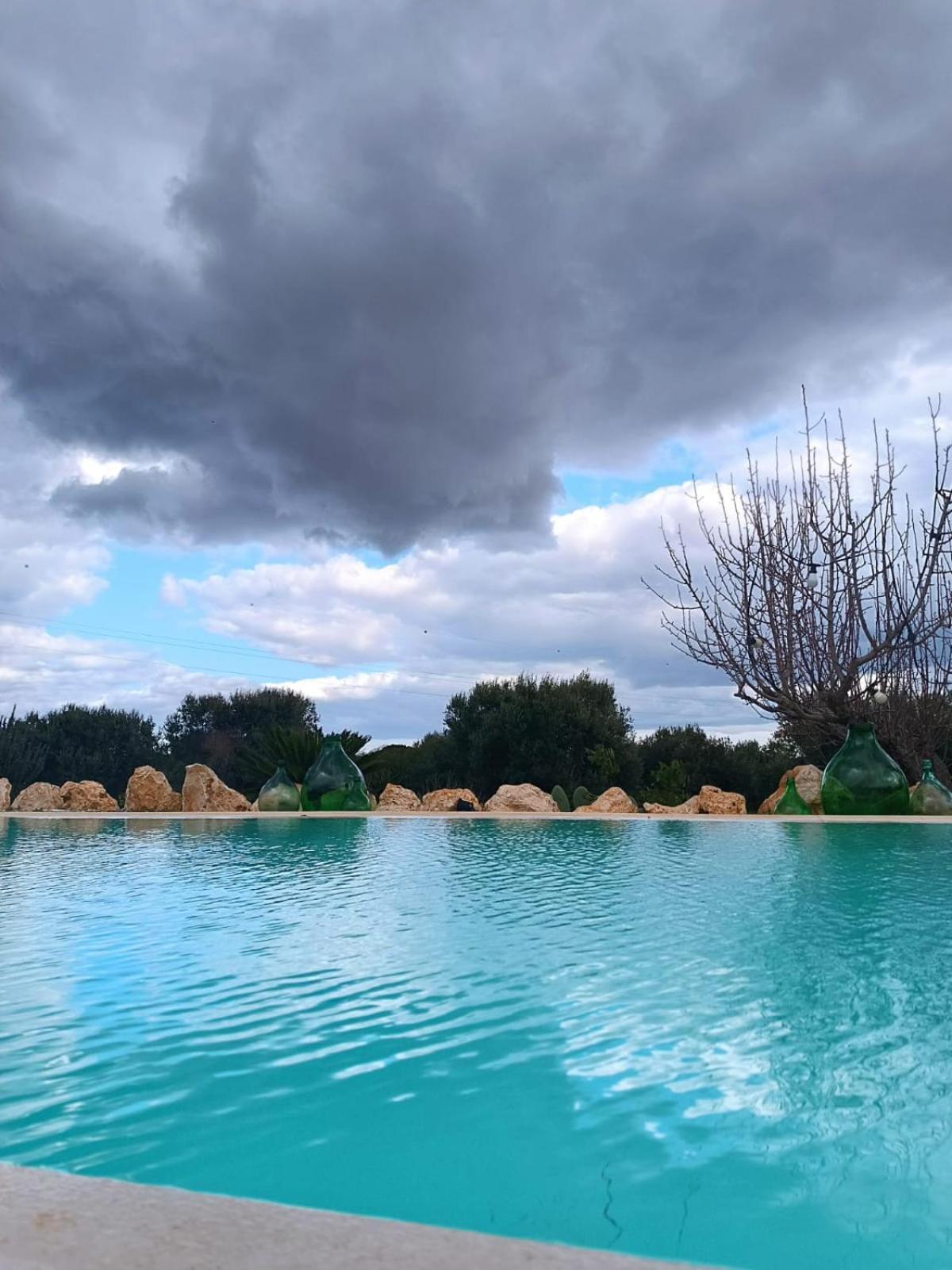 Trullo Il Melograno Guest House Остуни Екстериор снимка