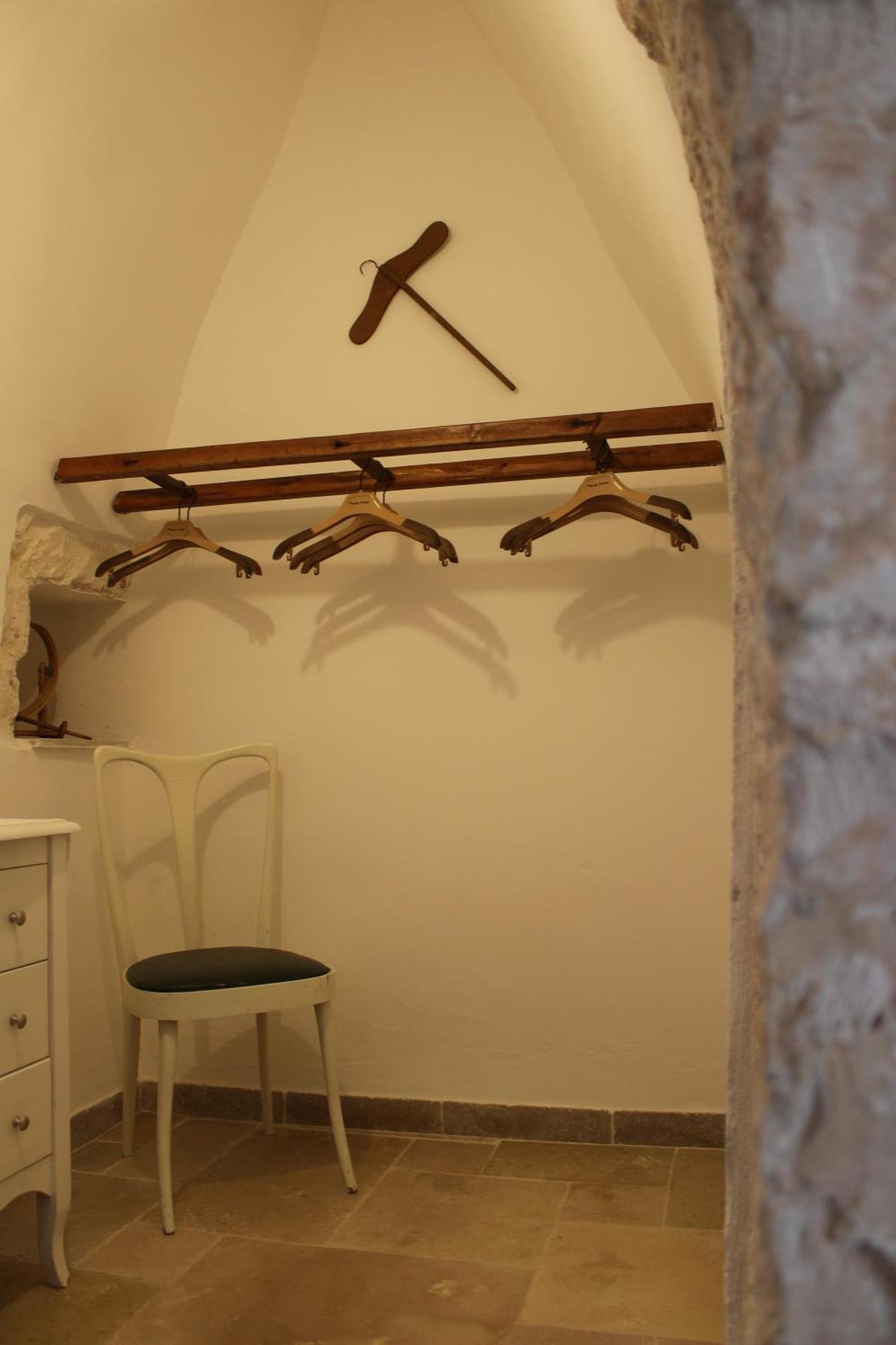 Trullo Il Melograno Guest House Остуни Екстериор снимка